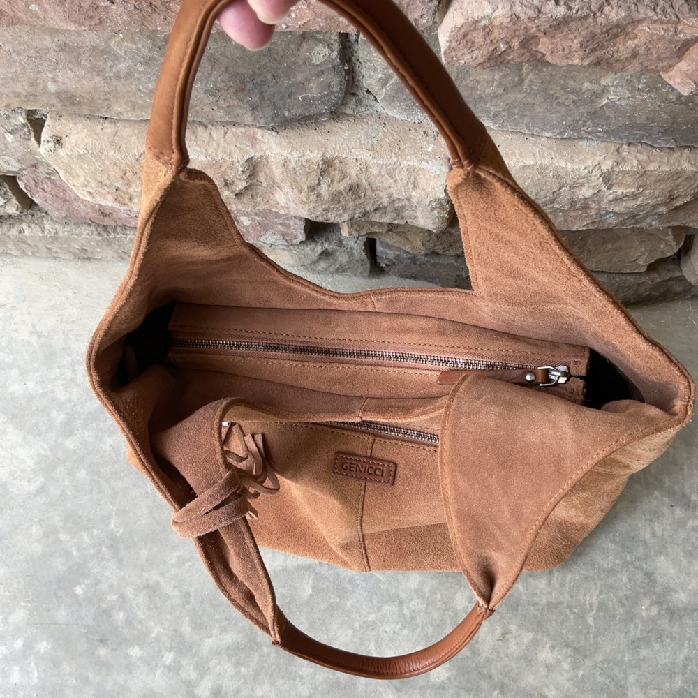 Brown Leather Suede Genicci Hobo Bag with Vintage Aesthetic - Picture 4 of 9